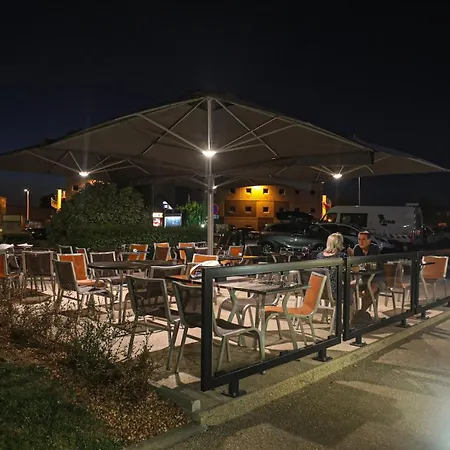 Hotell Ibis Styles Aeroport Clermont-Ferrand