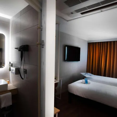 Ibis Styles Aeroport 3* Clermont-Ferrand