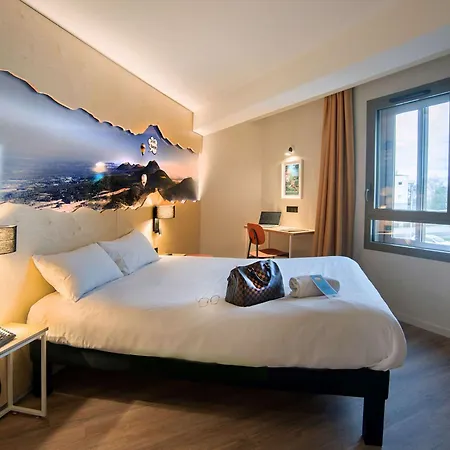 Hotell Ibis Styles Aeroport 3*