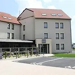 Ibis Styles Aéroport Hotel 3*