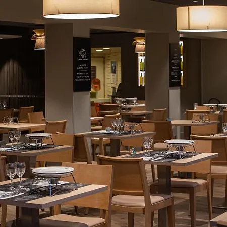 Ibis Styles Aeroport Szálloda Clermont-Ferrand