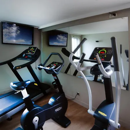 호텔 Ibis Styles Aeroport 3*