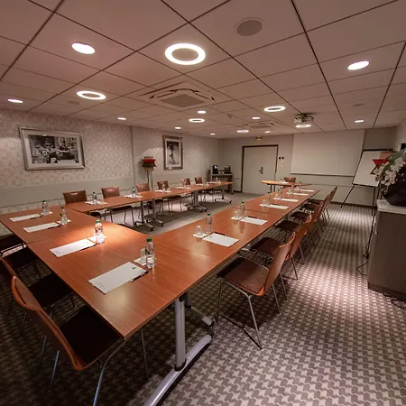 ホテル Ibis Styles Aeroport