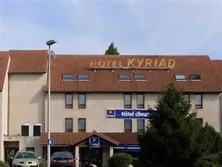 Ibis Styles Aéroport Hotel 3*