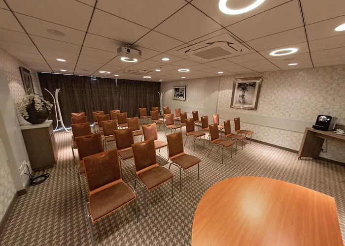 Hotel Ibis Styles Aéroport Clermont-Ferrand